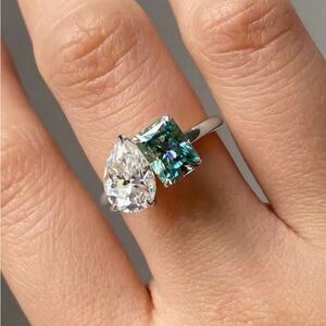 Tou it Moi 3CTTW Emerald & Pear Cut 5A CZ 925 Sterling Silver Ring